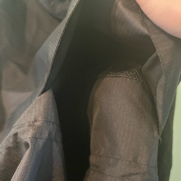 Button Down Windbreaker Jacket Men's Basic Editions Brand Black w/ hood. L. NWT. - Picture 12 of 13